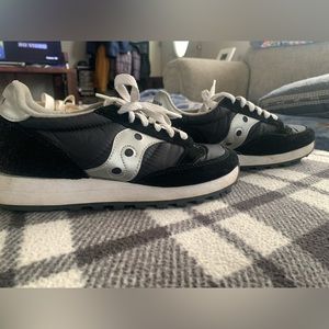 Women’s saucony shoes. Worn 3 times